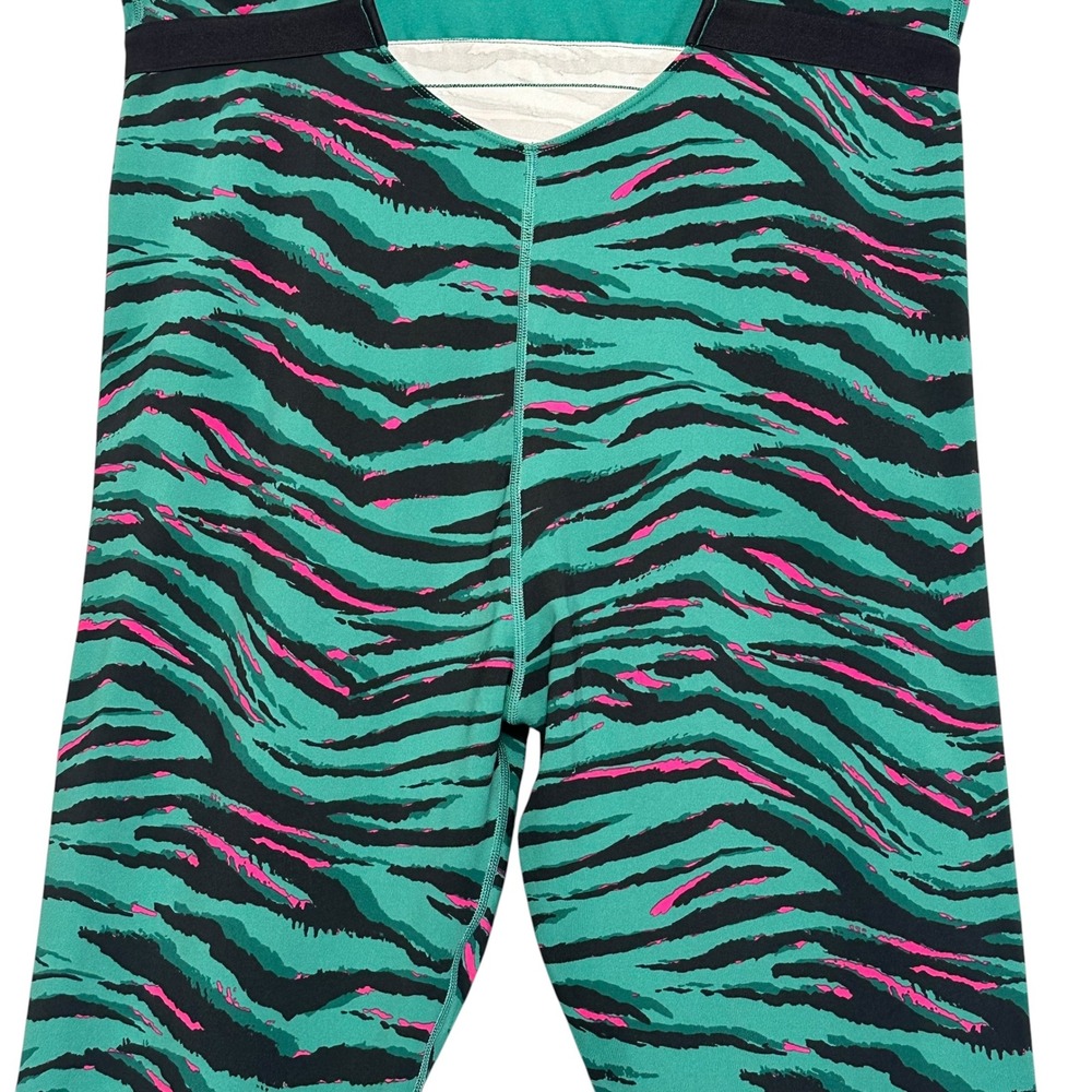 Fabletics Bodysuit Jumpsuit Motion 365+ Tiger Print Cutout‎ Green Black Pink XL - Picture 13 of 16